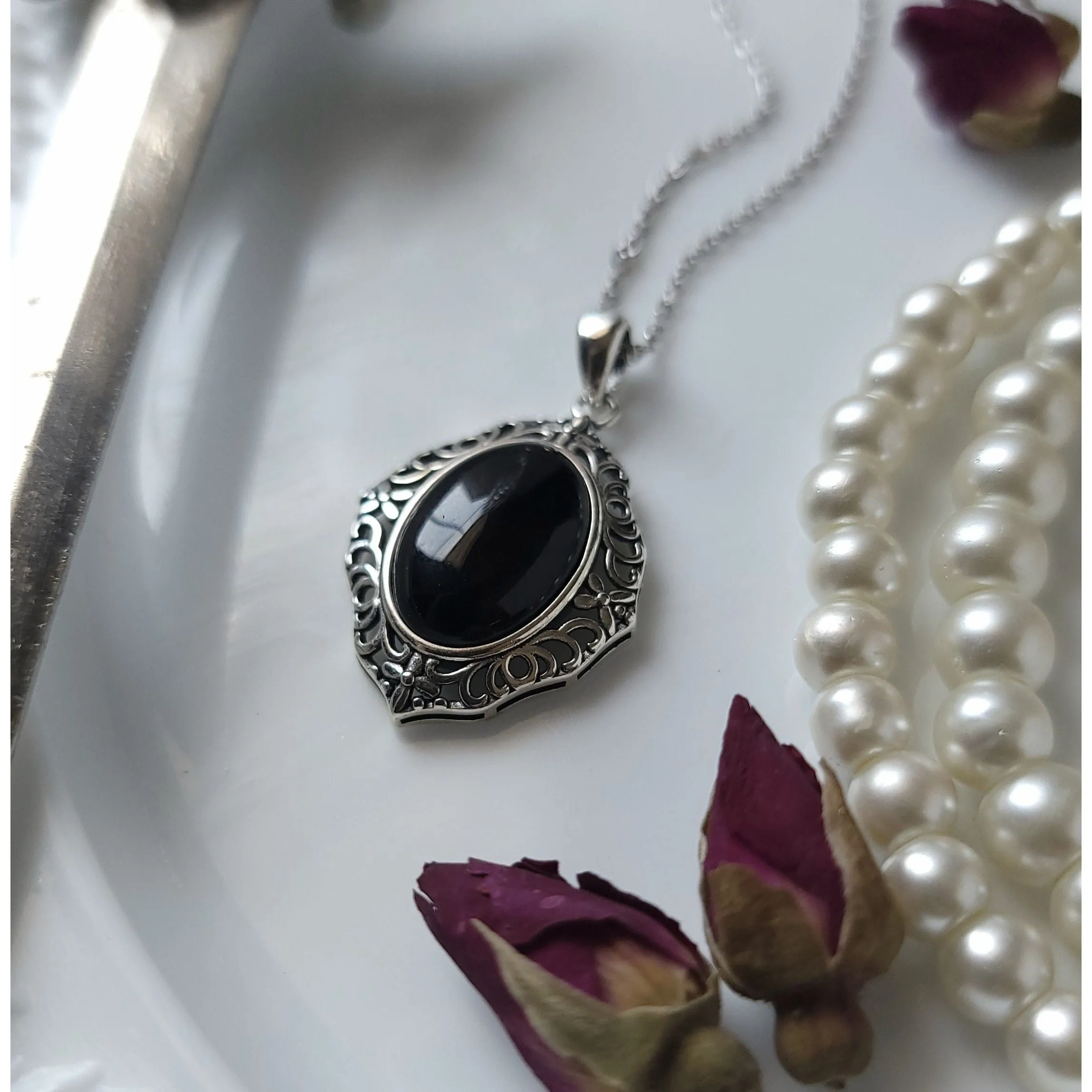 Agatha Black Agate Necklace - Sterling Silver