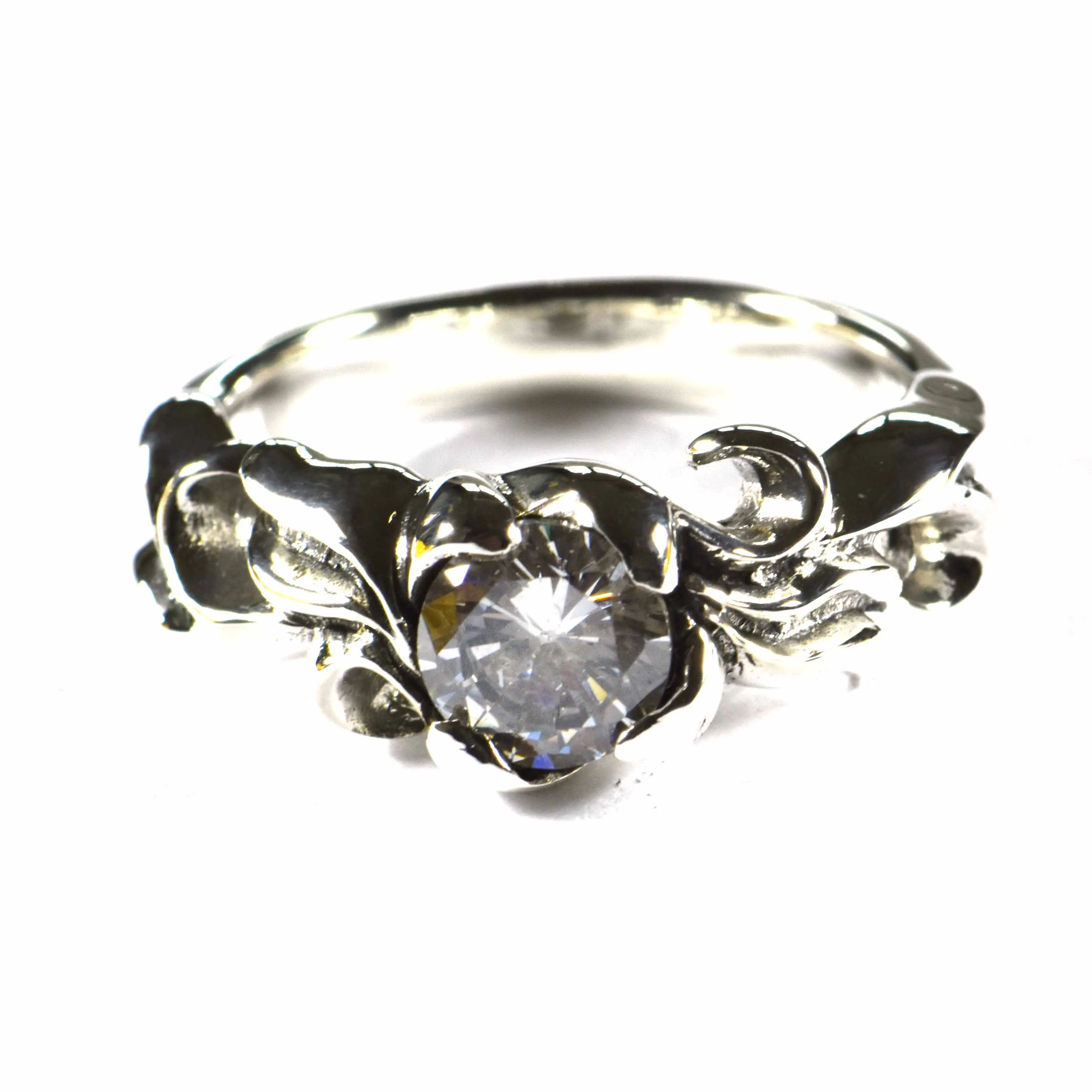 Aquarelle pattern silver ring with white CZ