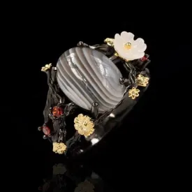 Black Gold Ring Plum Blossom With Agate